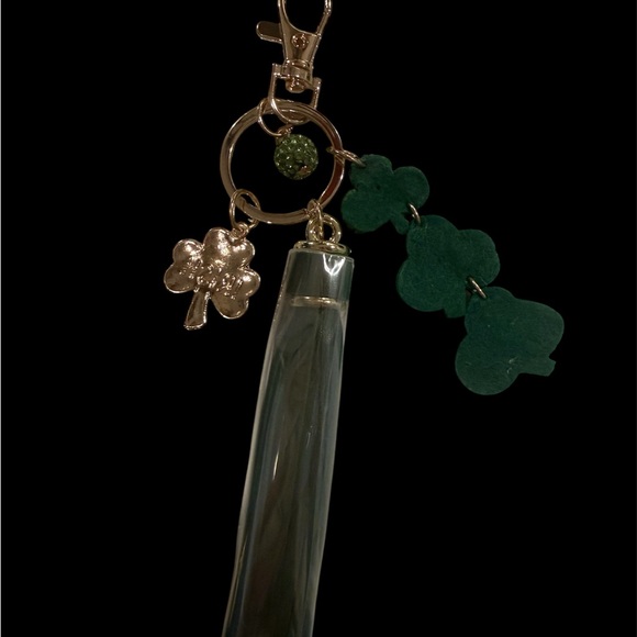 Saint Patrick’s Day bag charm - Picture 2 of 3